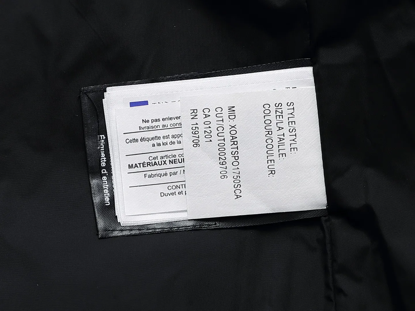 ：Black White Royal Blue Red Gray sizi： Canada Goose 04 ： ！ ， ！ CANADA GOOSE Chilliwack 01 ， ， 90 ， 。 Authentic ， 1:1 。 ， 2 ， ， 12 ， ， YKK ， ， 。 、 18 、 ，nfc 、 ， 。 、 ， 、 10 YKK ， ykk 。 、 12 ， 。 、 logo， ， Authentic。 、 ， ， ， ， 。 ，